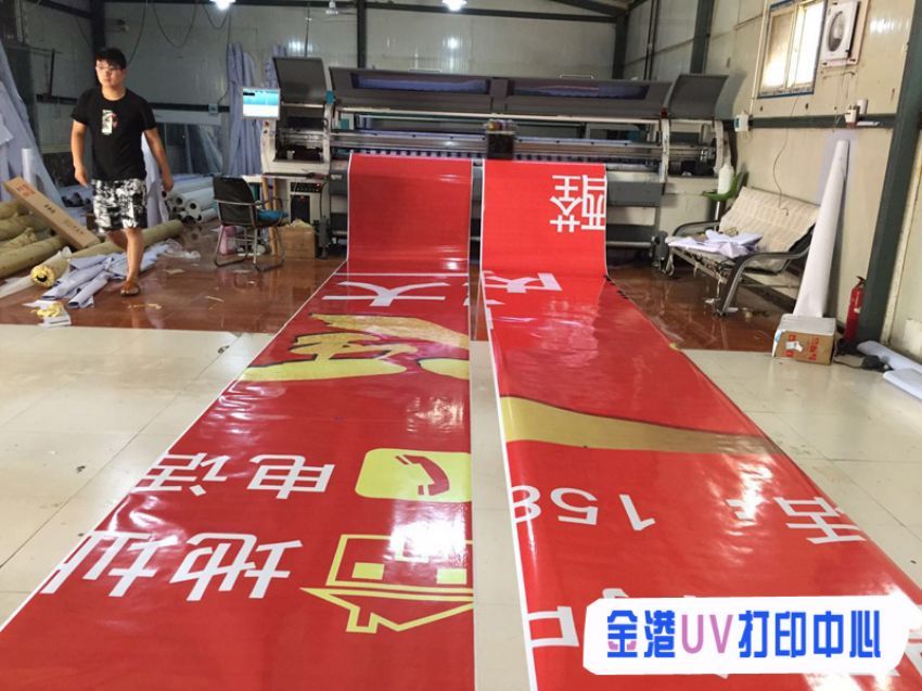 戶外廣告牌需要使用些什么材料的？